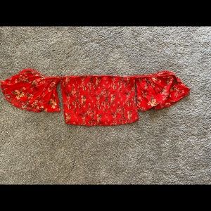 American Eagle crop shoulder sleeve top